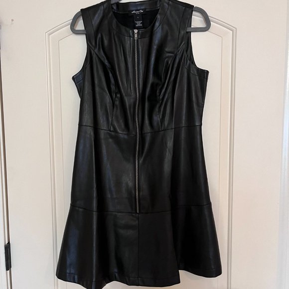 Anna Cai New York sz Large - Picture 3 of 15